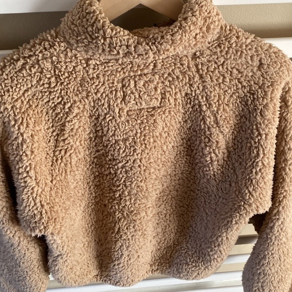 Hollister Teddy Pull Over Sweater Tan Brown Size small - Picture 7 of 15
